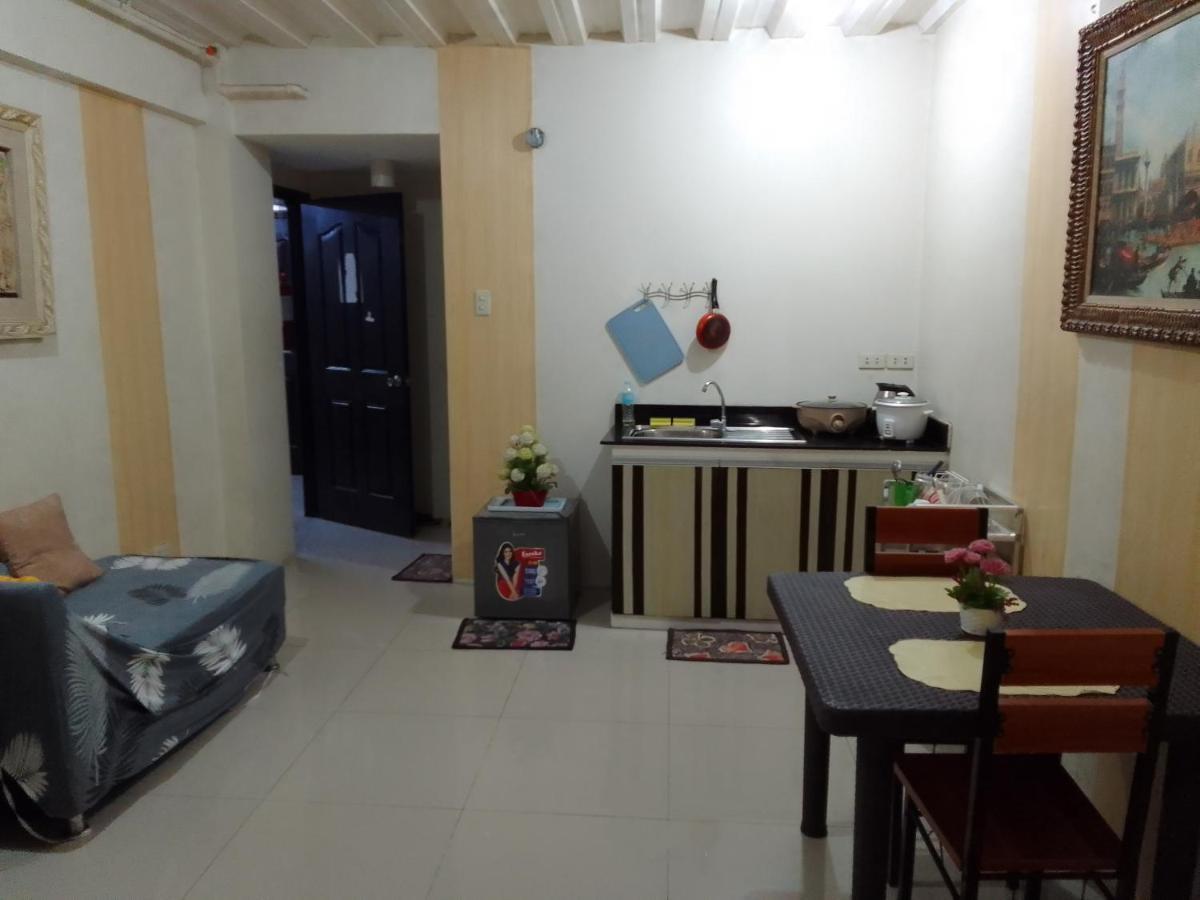 Emmanuel'S Service Apartment Near The Airport マニラ市 エクステリア 写真
