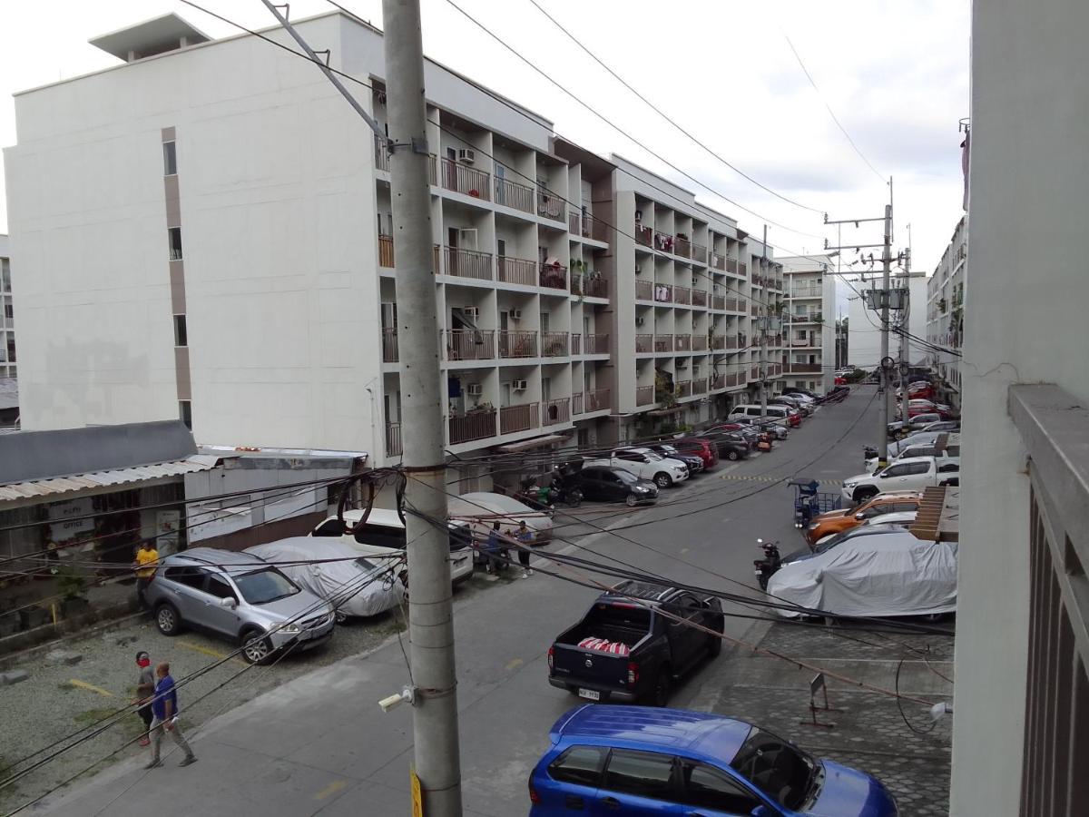 Emmanuel'S Service Apartment Near The Airport マニラ市 エクステリア 写真