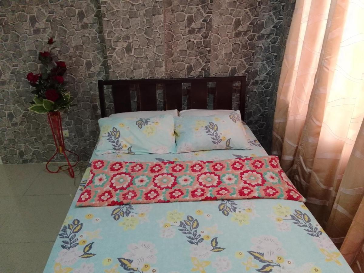 Emmanuel'S Service Apartment Near The Airport マニラ市 エクステリア 写真