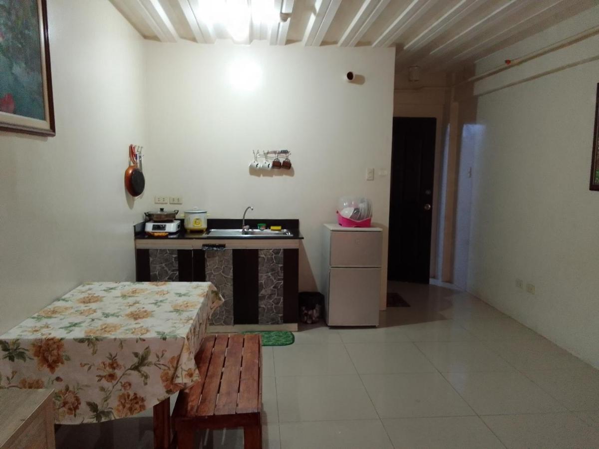 Emmanuel'S Service Apartment Near The Airport マニラ市 エクステリア 写真