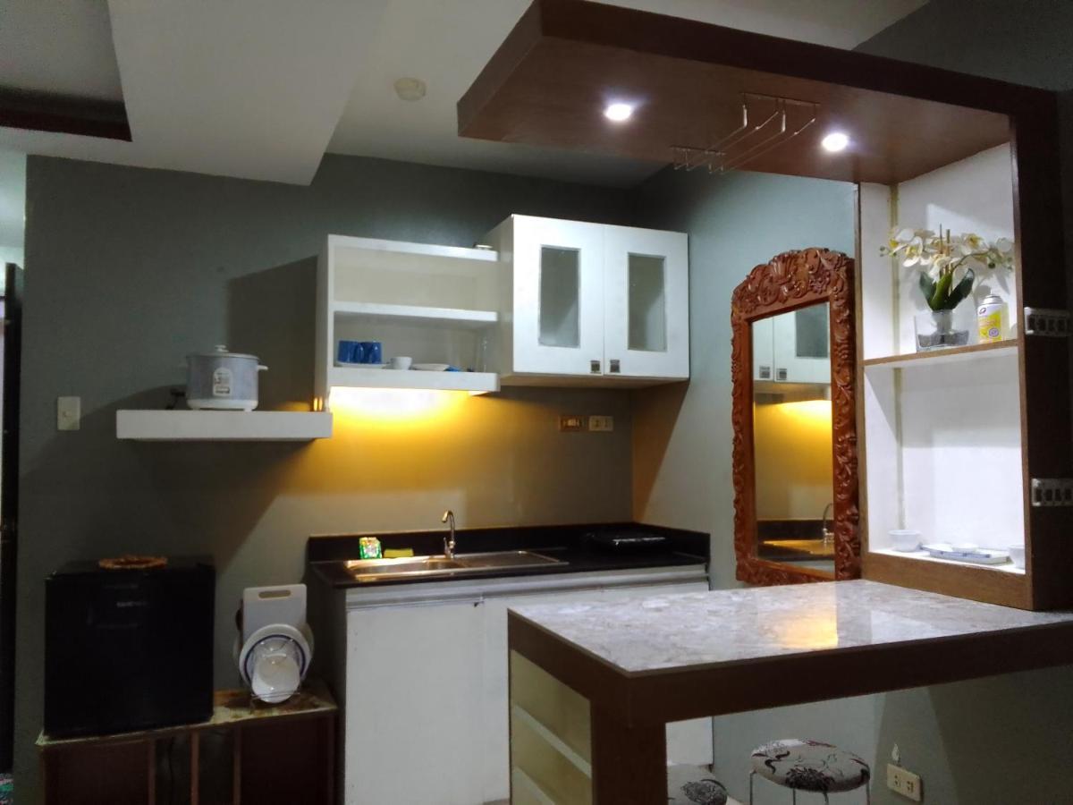 Emmanuel'S Service Apartment Near The Airport マニラ市 エクステリア 写真